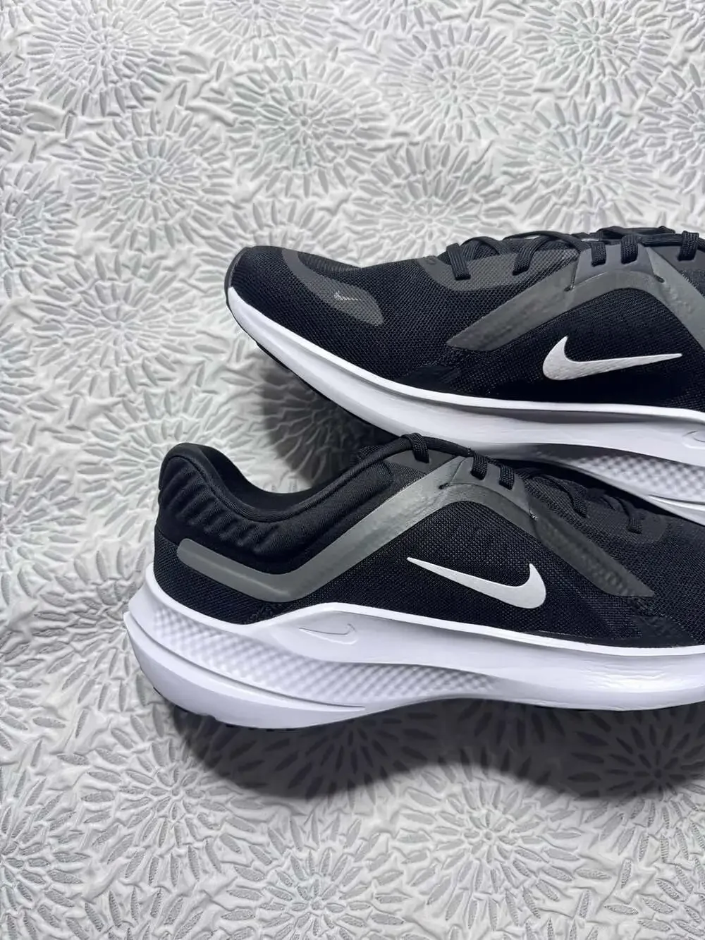 Nike Quest 5 Black Smoke Grey Dark Smoke Grey White Men's 12 DD0204-001